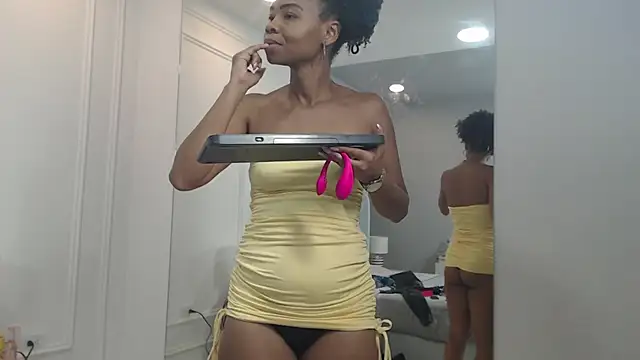 ChantalGarner online show from 10/13/25, 01:22