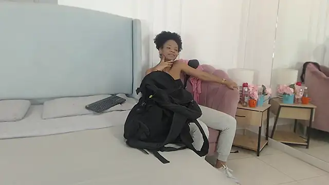 ChantalGarner online show from 02/05/26, 01:16