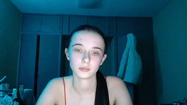 Snapshot of Emilia_Light chatting on 02/22/26, 03:54 Emilia Light online show from 02/22/26, 03:54