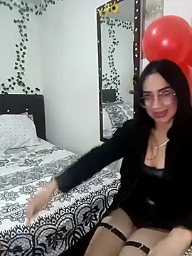 Snapshot of YaraDuartee chatting on 02/22/26, 12:23 YaraDuartee online show from 02/22/26, 12:23