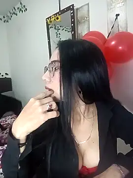 Snapshot of YaraDuartee chatting on 02/25/26, 01:48 YaraDuartee online show from 02/25/26, 01:48