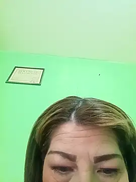 Snapshot of VANESSA__01 chatting on 10/28/25, 01:03 VANESSA  01 online show from 10/28/25, 01:03