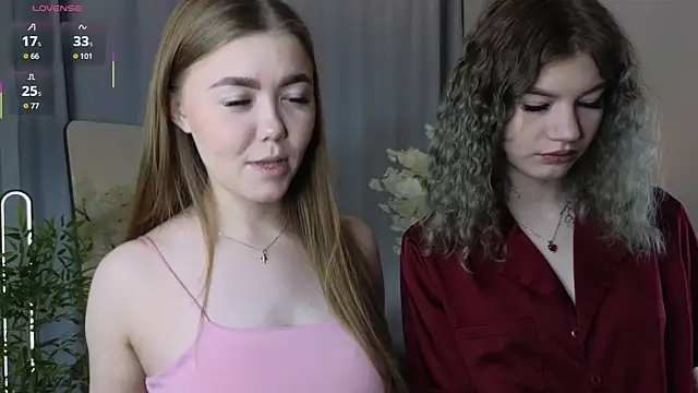 TwixieGuo online show from 10/21/25, 04:35