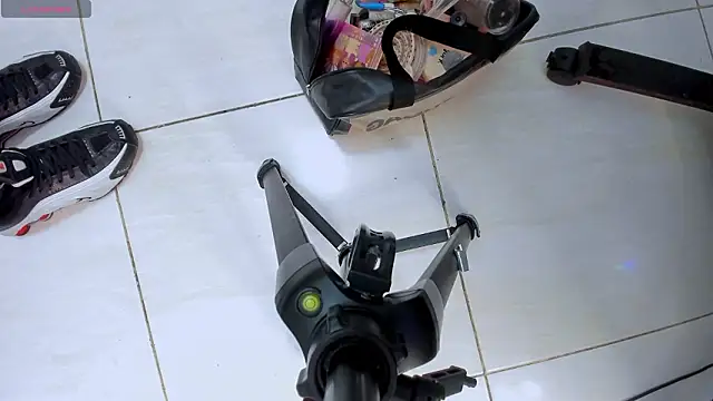 CharlotteAndSimon online show from 02/11/26, 03:28