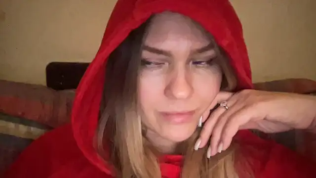 Snapshot of Milysoren chatting on 02/20/26, 05:35 Milysoren online show from 02/20/26, 05:35