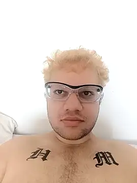 Snapshot of James55pp chatting on 10/06/25, 11:07 James55pp online show from 10/06/25, 11:07