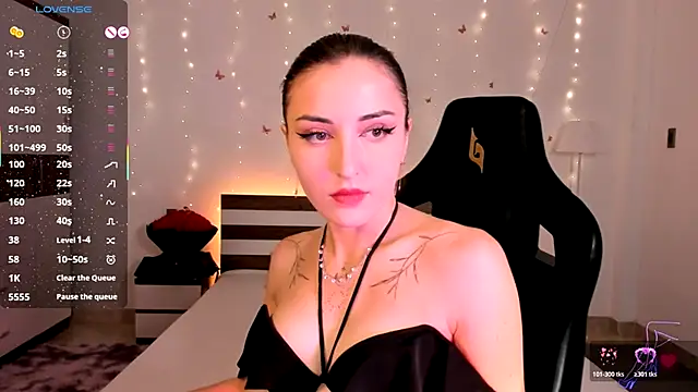 AmyVilvet  online show from 11/09/25, 09:02