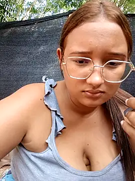 young dairy01 online show from 12/13/25, 07:53