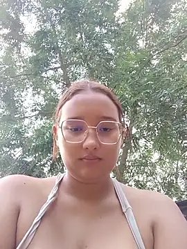 young dairy01 online show from 12/22/25, 12:02