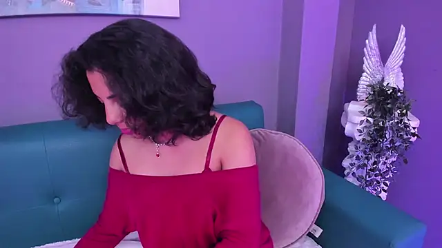 Alessiia   online show from 12/23/25, 03:15