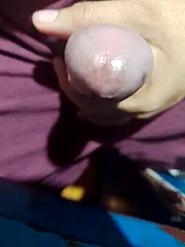 Snapshot of Sir_clouden chatting on 10/13/25, 11:54 Sir clouden online show from 10/13/25, 11:54