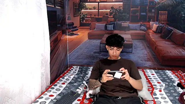 RomeoMillerr online show from 06/17/26, 05:25