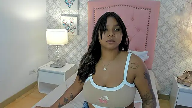 Snapshot of Aria_Star7 chatting on 10/09/25, 07:45 Aria Star7 online show from 10/09/25, 07:45