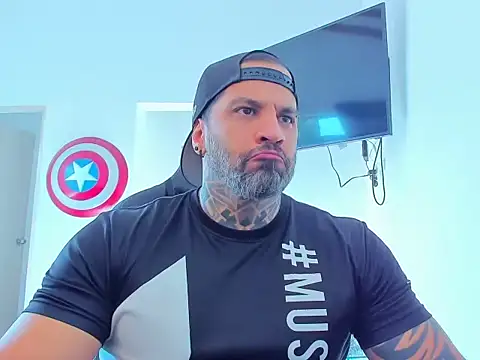 JoshRigby online show from 11/08/25, 08:07