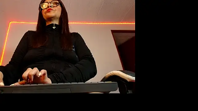 Carol Miss2 online show from 09/28/25, 10:31