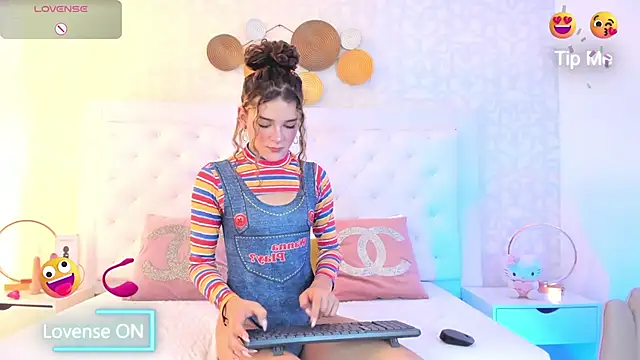 kendallspears 1 online show from 10/11/25, 03:39