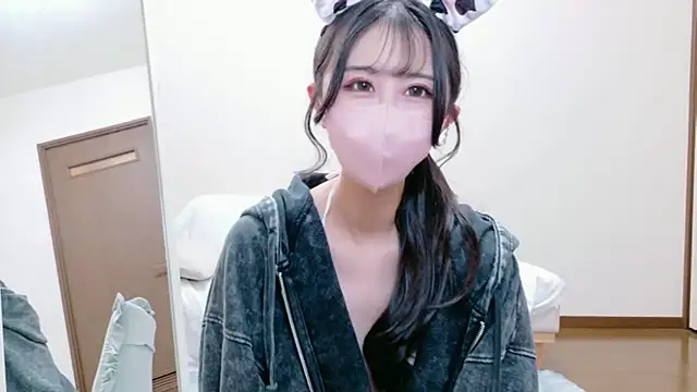 Snapshot of -Rukachi- chatting on 05/10/26, 07:24 -Rukachi- online show from 05/10/26, 07:24