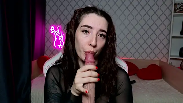 Snapshot of Curious_Lily chatting on 05/07/26, 12:38 Curious Lily online show from 05/07/26, 12:38