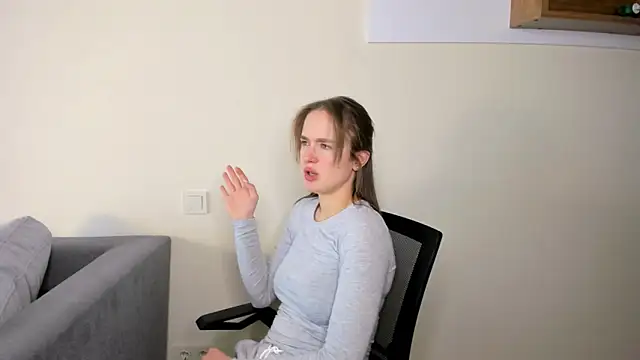 LilMary  online show from 03/05/26, 07:26