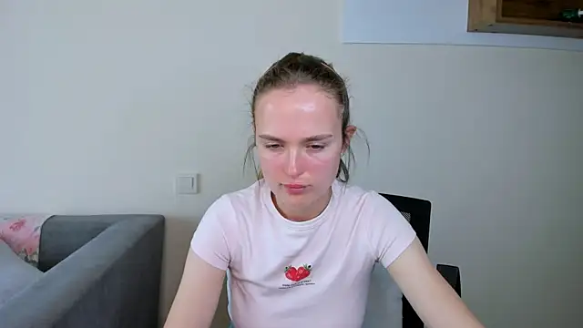 LilMary  online show from 04/14/26, 08:20