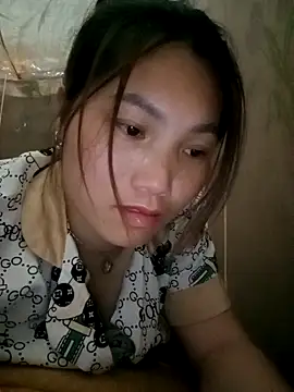 min-xinh online show from 11/11/25, 08:58