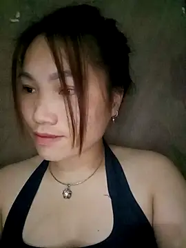 min-xinh online show from 11/12/25, 02:06