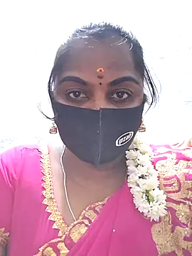 Snapshot of Tamil_Hot_Sindhu chatting on 10/29/25, 05:36 Tamil Hot Sindhu online show from 10/29/25, 05:36