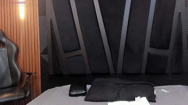 Valka Ross online show from 11/08/25, 11:36