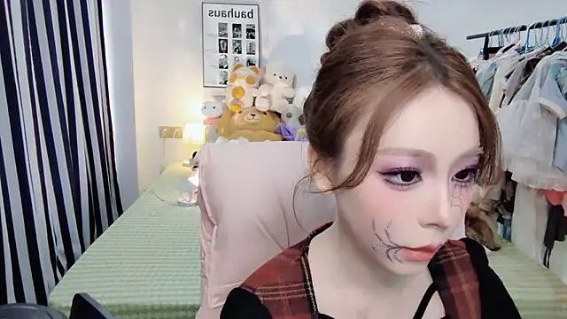 Gardenia-222 online show from 10/31/25, 06:03