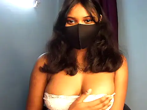 PAYARI PURVI online show from 02/10/26, 02:10