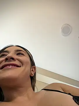 Snapshot of Mariana_gom chatting on 04/22/26, 12:50 Mariana gom online show from 04/22/26, 12:50