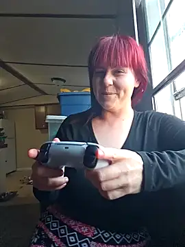 Hagwitchbarbie online show from 11/28/25, 08:22