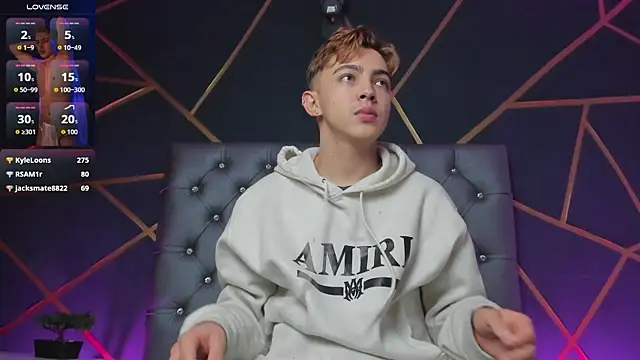 Lian Miller1  online show from 11/14/25, 12:26