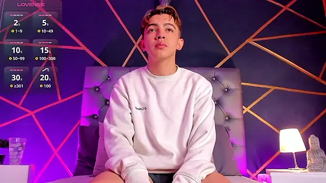 Lian Miller1  online show from 03/17/26, 12:19