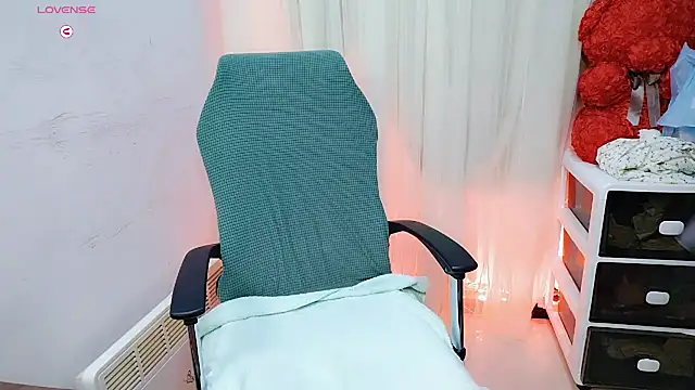 NEWONETO online show from 10/29/25, 09:11