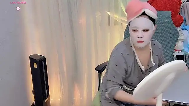 NEWONETO online show from 11/20/25, 12:27