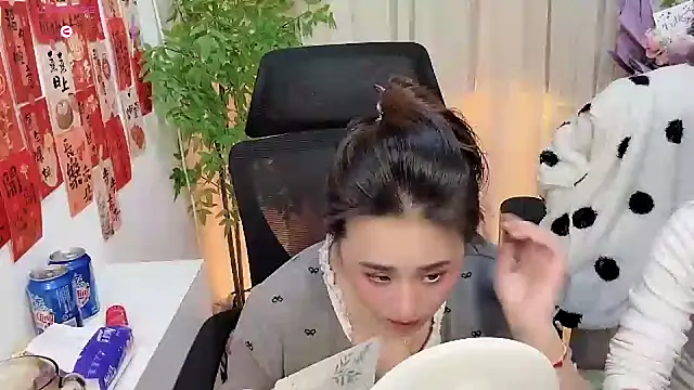 NEWONETO online show from 02/01/26, 01:42