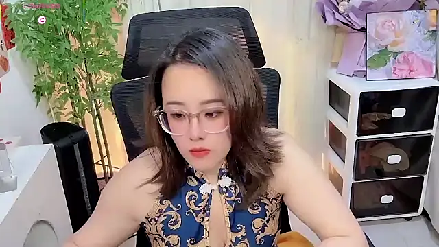 NEWONETO online show from 02/08/26, 03:04