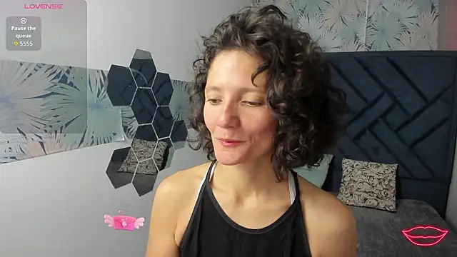 Valery More   online show from 02/09/26, 01:04