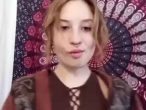 Snapshot of AdalynKiss chatting on 10/06/25, 06:22 AdalynKiss online show from 10/06/25, 06:22