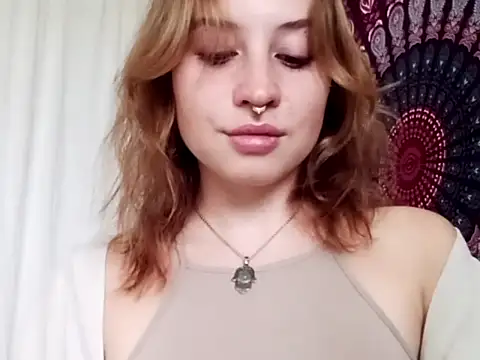 Snapshot of AdalynKiss chatting on 10/15/25, 12:16 AdalynKiss online show from 10/15/25, 12:16