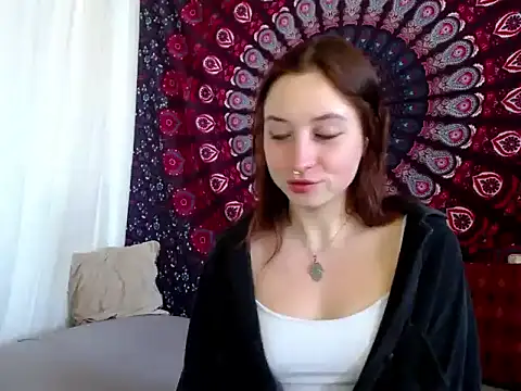 AdalynKiss online show from 05/19/26, 06:42