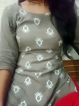 Snapshot of Meenu_rani6 chatting on 10/05/25, 03:21 Meenu rani6 online show from 10/05/25, 03:21