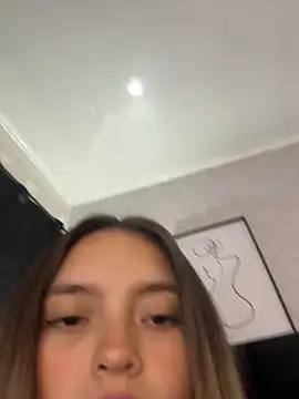 Miia Millerr online show from 01/15/26, 12:21