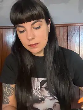 Snapshot of Lucecitalove chatting on 10/16/25, 12:39 Lucecitalove online show from 10/16/25, 12:39