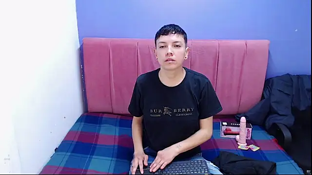 alexmadisoncm101 online show from 10/08/25, 03:04