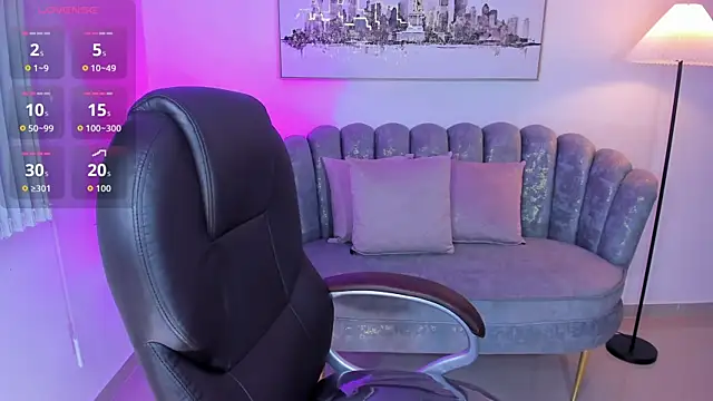 zharaa fox online show from 04/18/26, 01:20