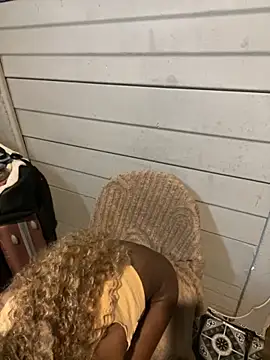 gingergirl67  online show from 10/23/25, 09:35