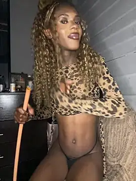 gingergirl67  online show from 10/31/25, 09:27