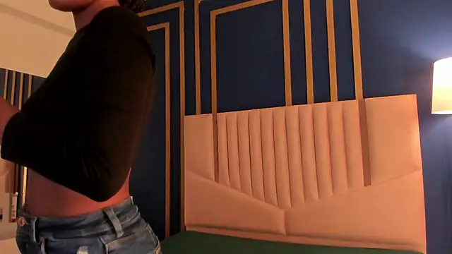 AmaraFierce online show from 01/13/26, 07:41